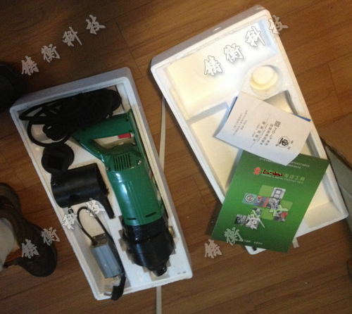 定扭矩電動(dòng)扳手圖片